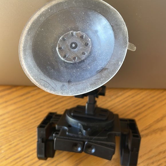 Adjustable Car Windshield Mount for Phones, MP3 Player, Navigation Device - Picture 5 of 5